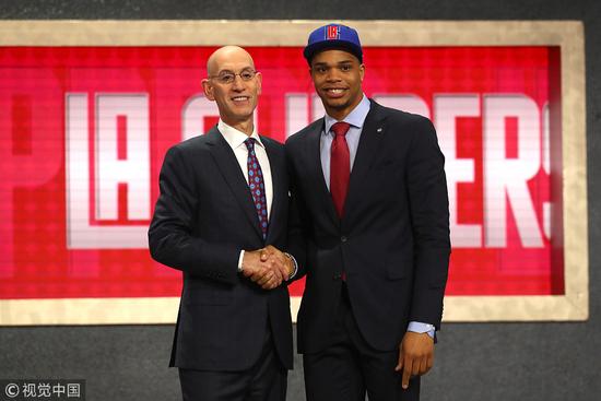 双方实力相 双方实力相